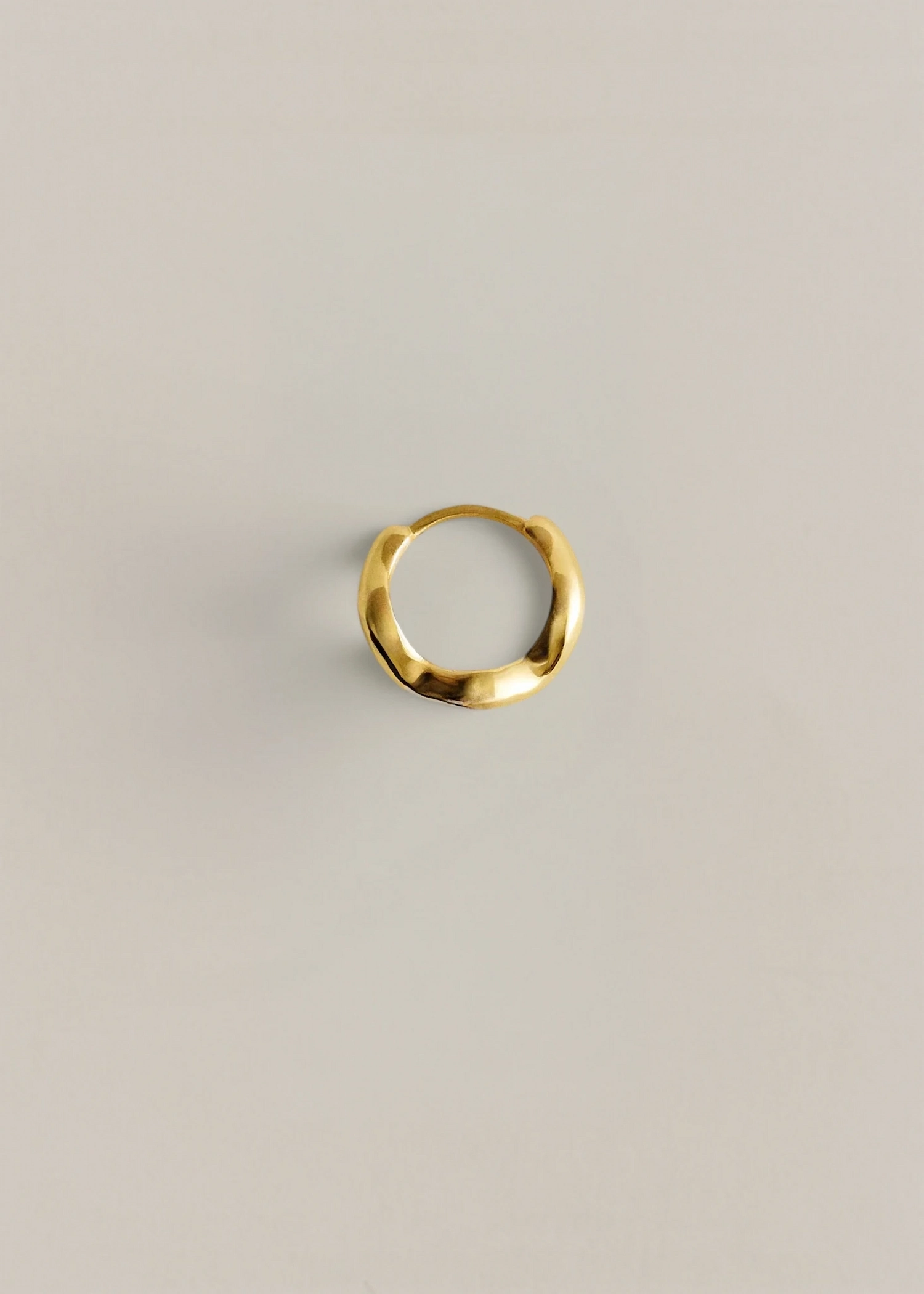 Aurea´ Polished Mini Hoop - Gold