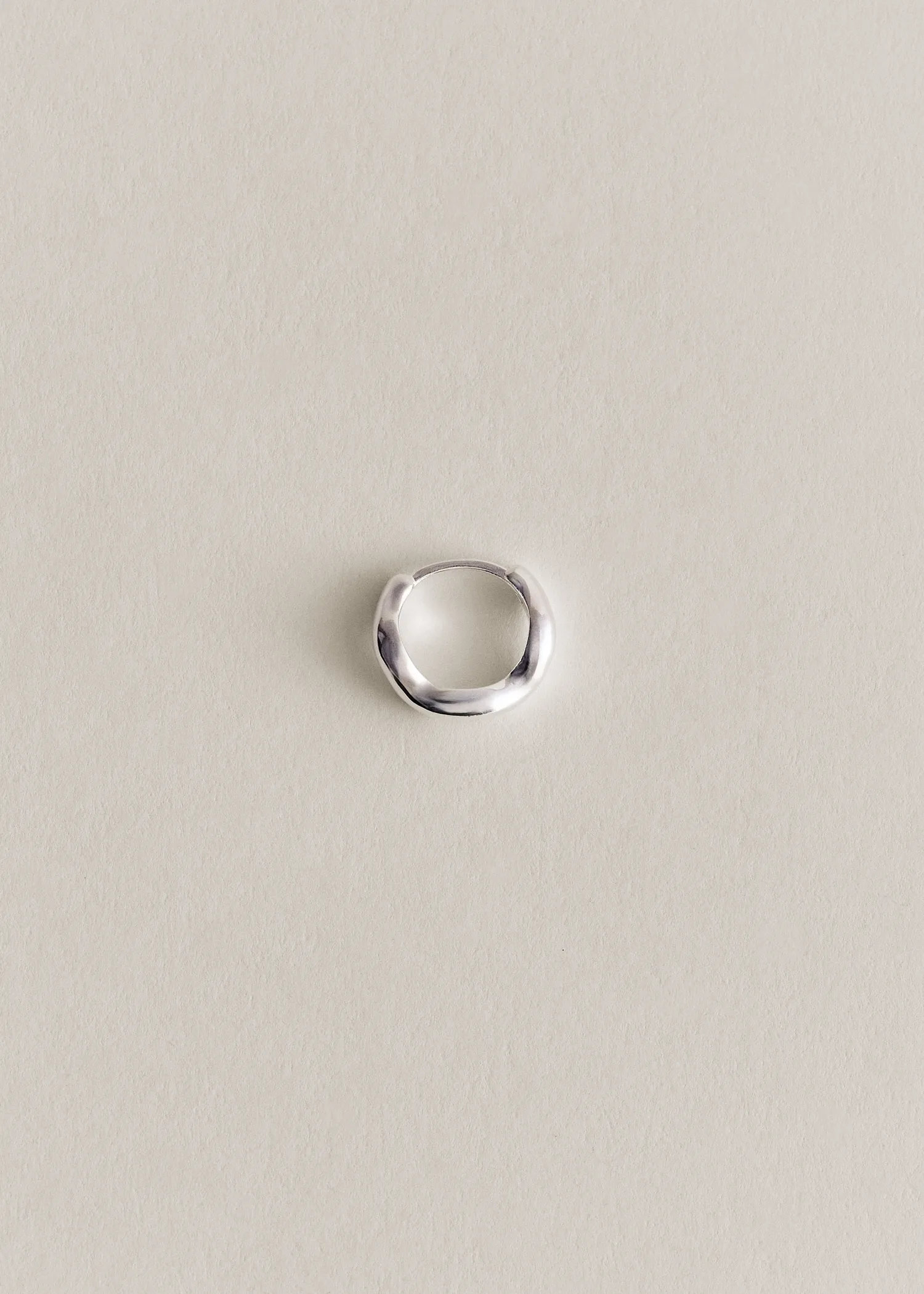 Aurea´ Polished Mini Hoop - Silver