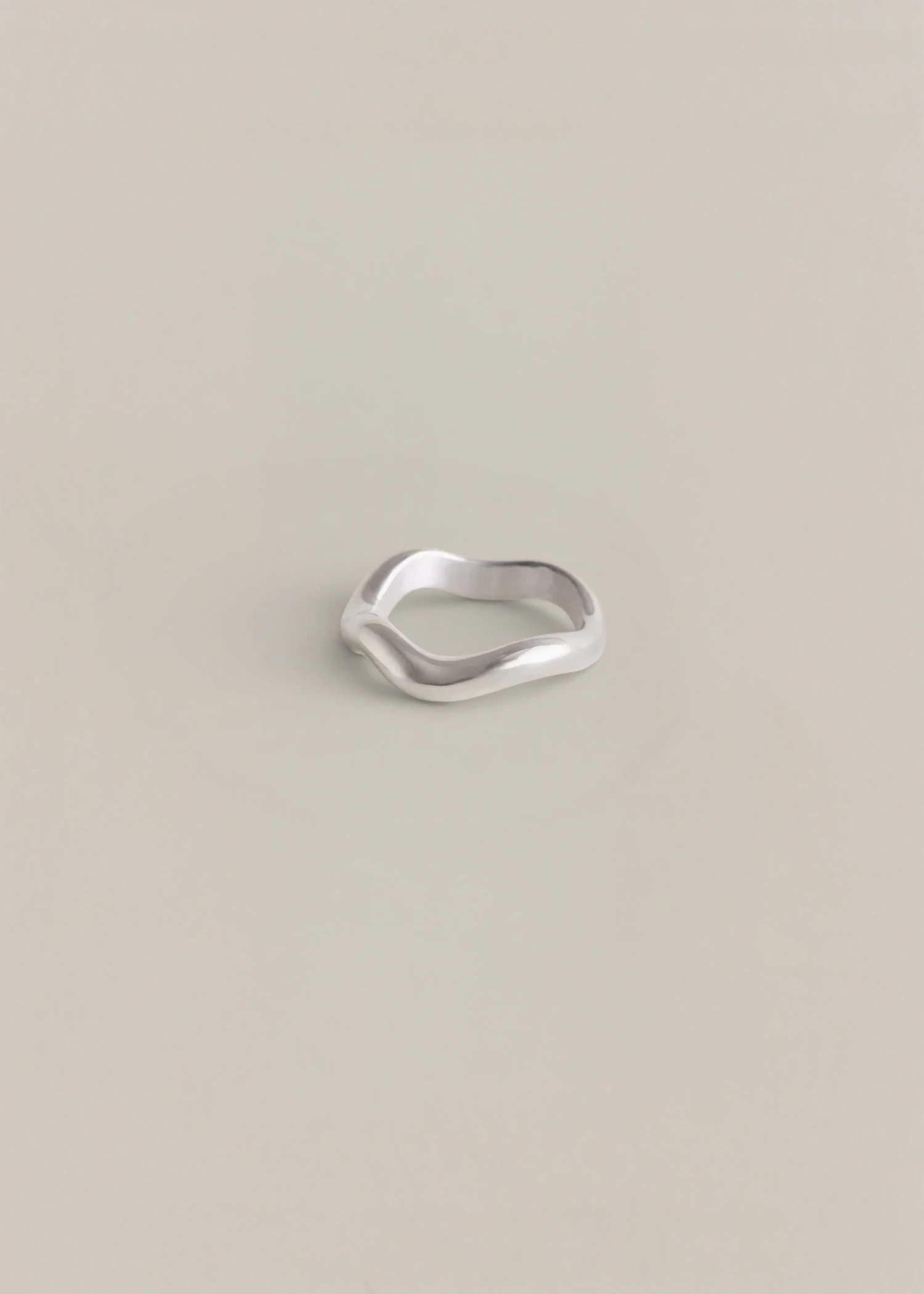 Aurea` Polished Thin Ring - Silver